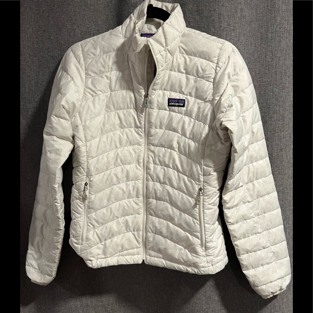 Patagonia jacket, white, pre-owned, size XS